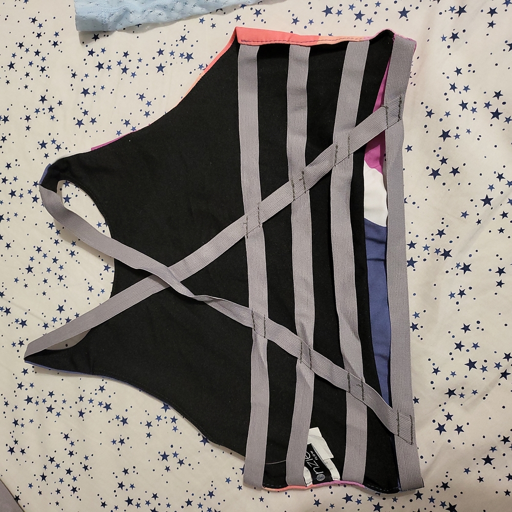 Bundle - Picture 5 of 8